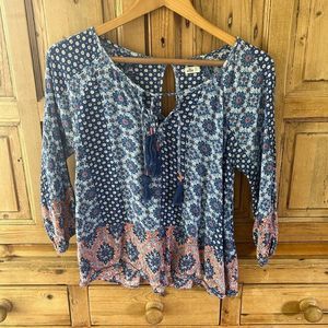 Hollister Women's Size Small Blue White Floral‎ Printed Blouse Peasant Shirt